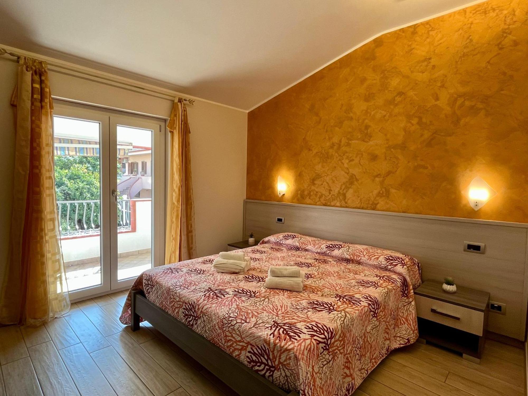 B&B Galatea ซานตาโดเมนิกา ภายนอก รูปภาพ